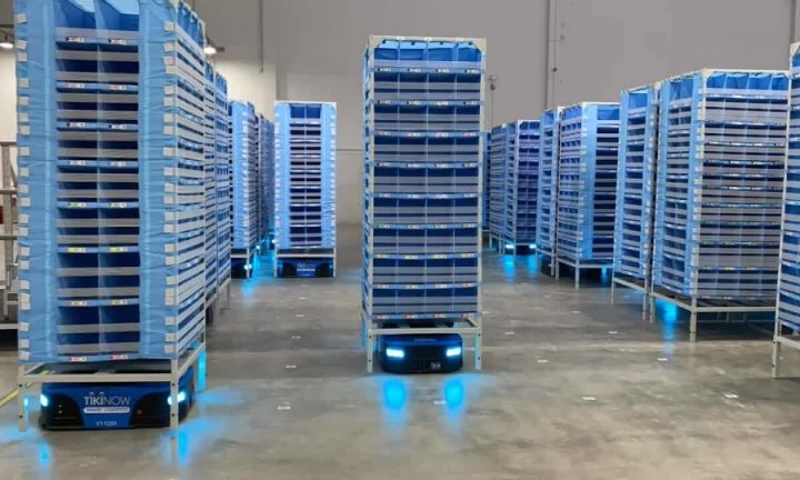 Asung ứng dụng công nghệ AMR cho việc vận chuyển sản phẩm trong phòng sạch